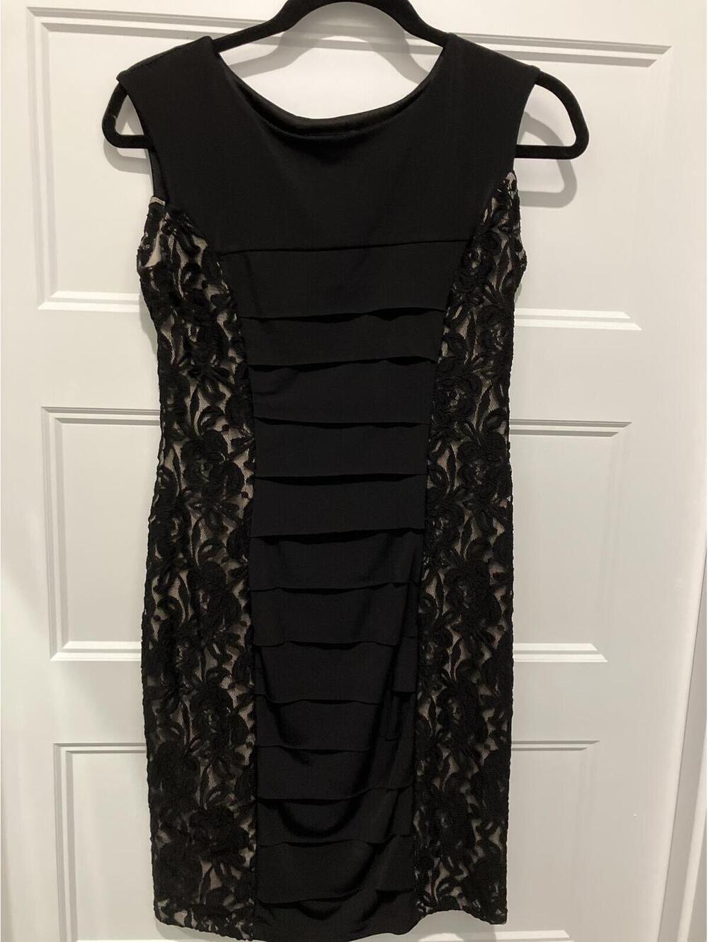 P/L En Focus Studio Black Lace Side Sheath Dress Size 6